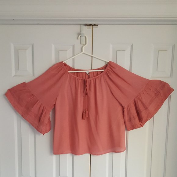 Lucky Brand | Rose Bell Sleeve Peasant Top - Picture 3 of 8